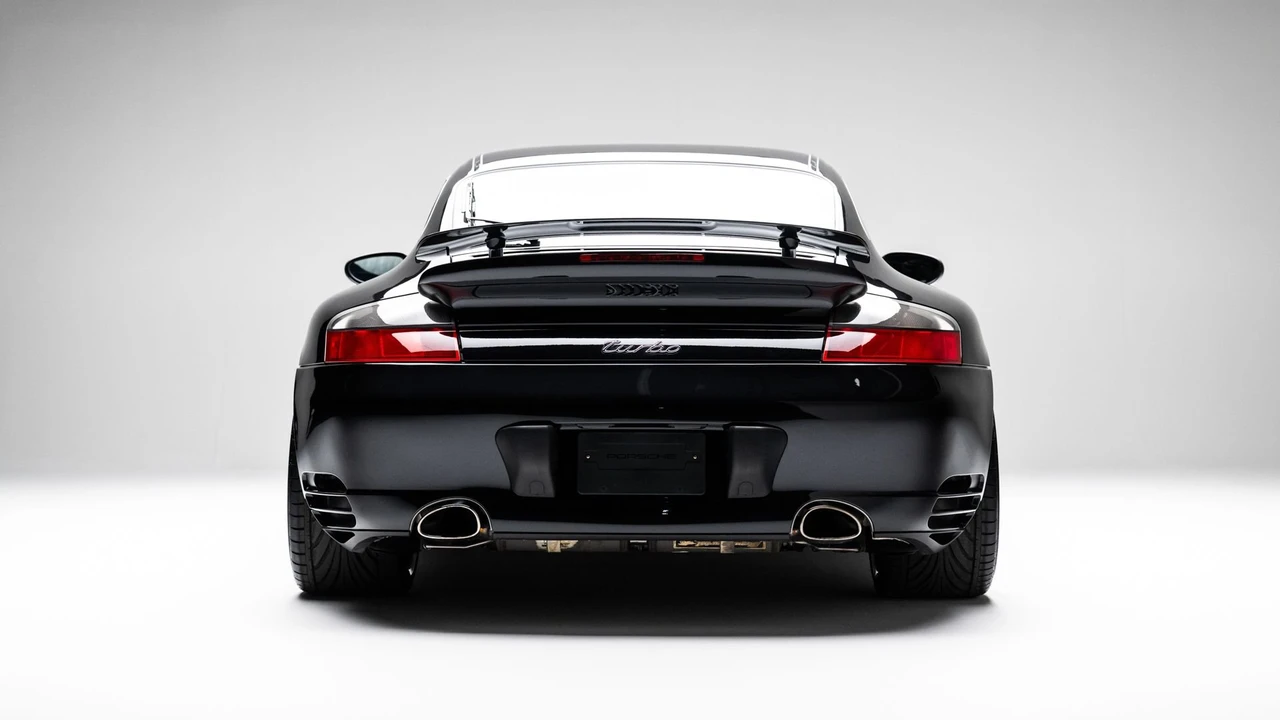 2003 Porsche 996 Turbo - Image 22 of 31