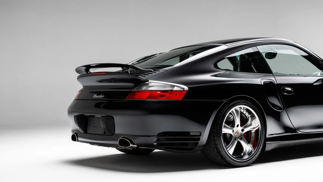 2003 Porsche 996 Turbo - Image 19 of 31