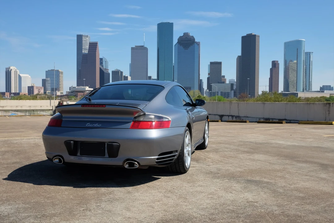 2003 Porsche 996 Turbo - Image 24 of 31