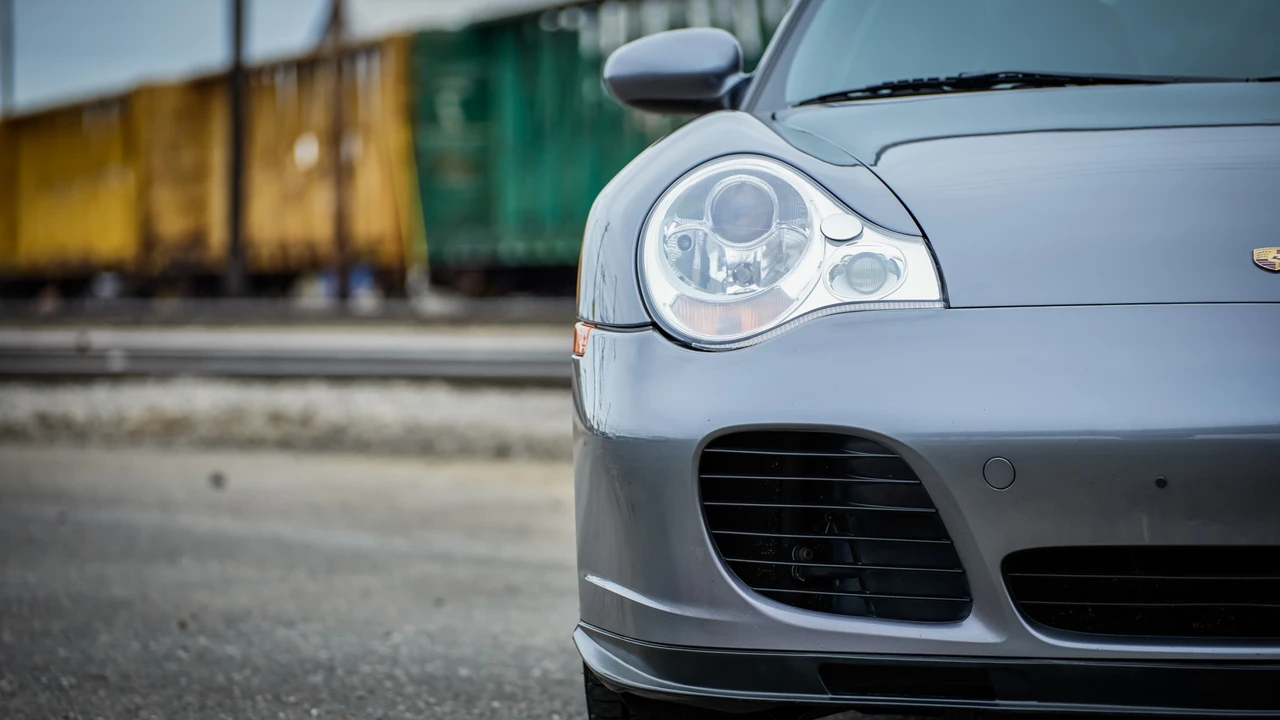 2003 Porsche 996 Turbo - Image 23 of 31