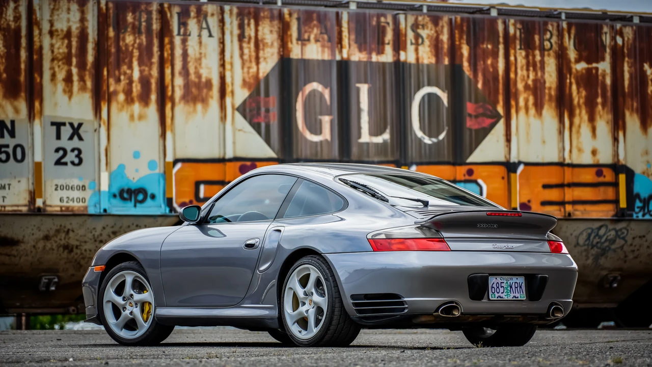 2003 Porsche 996 Turbo - Image 13 of 31