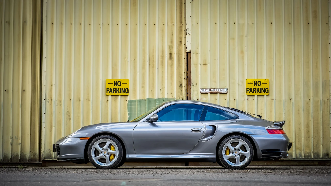 2003 Porsche 996 Turbo - Image 11 of 31
