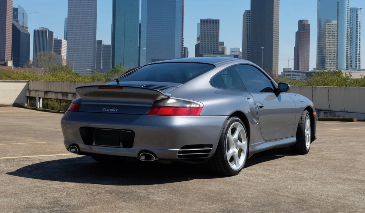 2003 Porsche 996 Turbo - Image 25 of 31