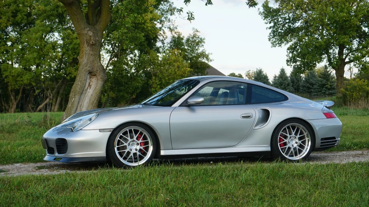 2003 Porsche 996 Turbo - Image 10 of 31