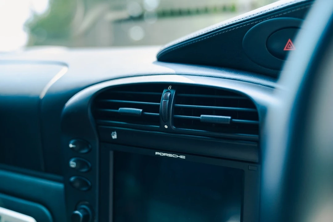 2003 Porsche 996 GT2 - Image 25 of 30