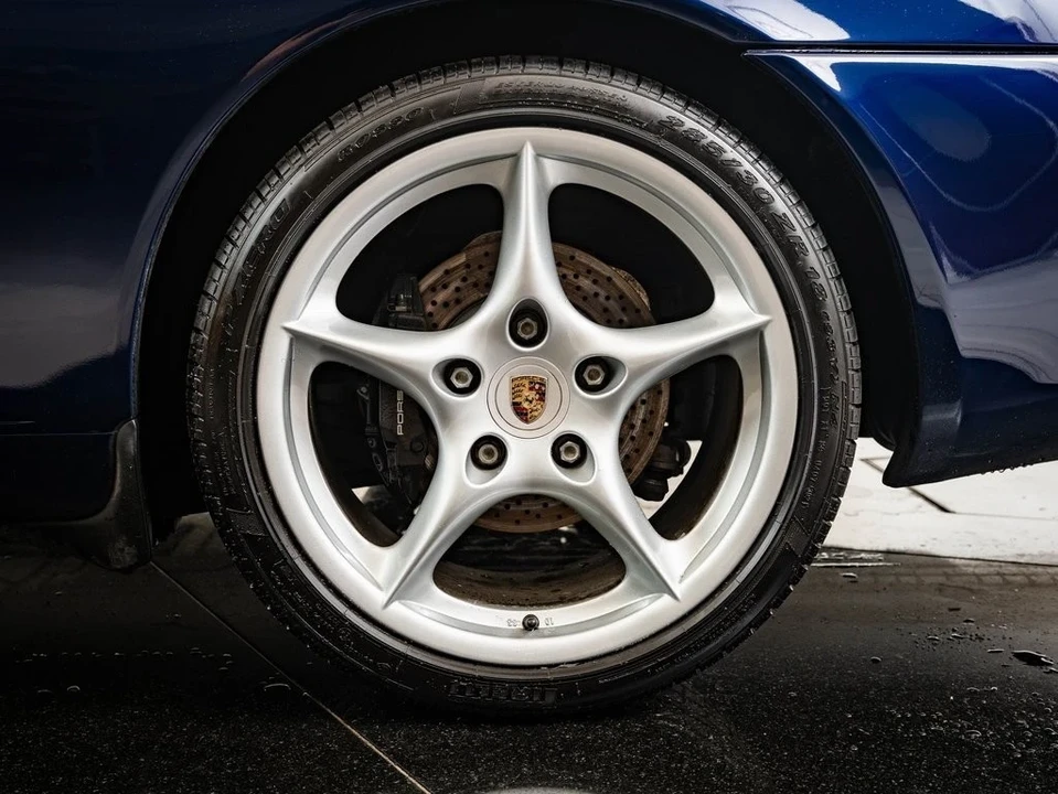 2003 Porsche 996 Carrera - Image 11 of 21