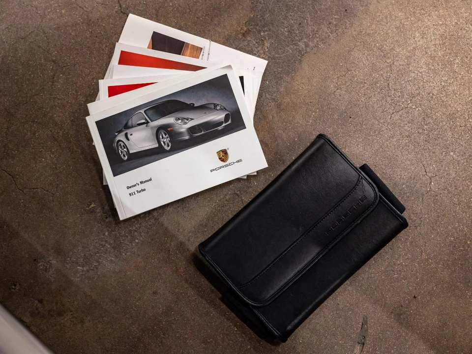 2003 Porsche 911 - Image 13 of 31
