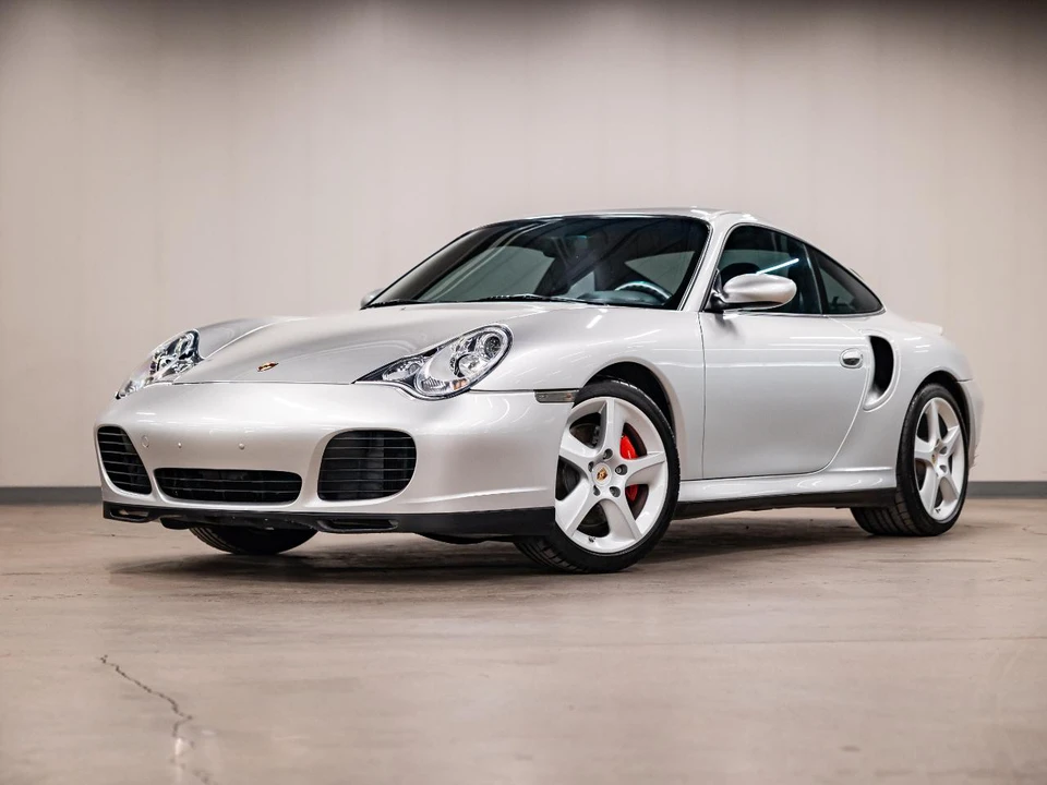 2003 Porsche 911 - Image 14 of 31