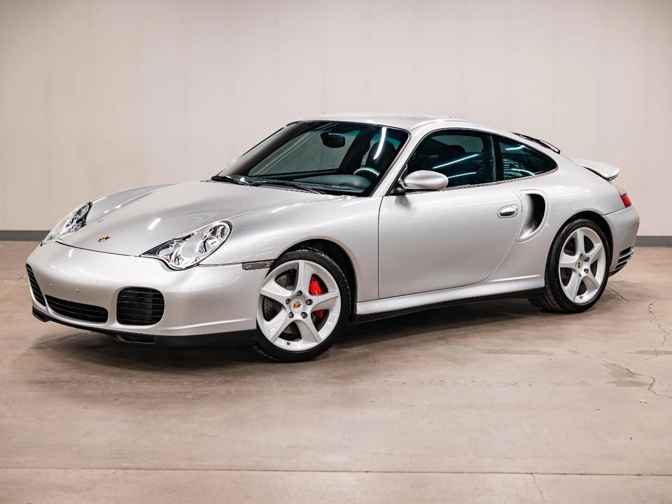 2003 Porsche 911 - Image 15 of 31