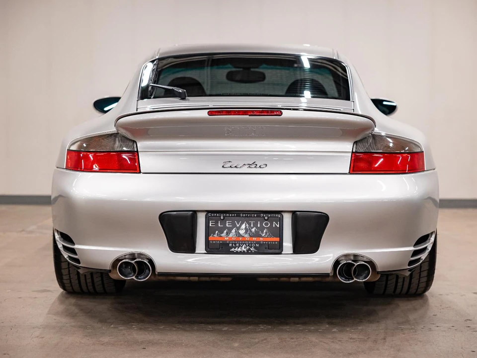 2003 Porsche 911 - Image 27 of 31