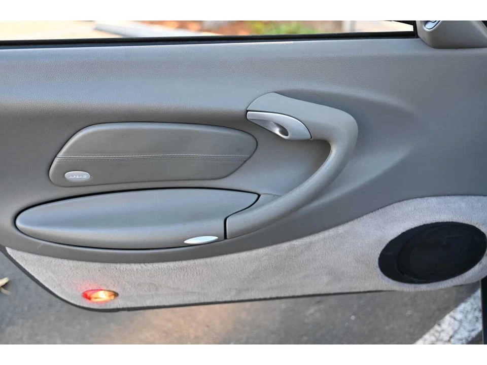2003 Porsche 996 Carrera - Image 23 of 25