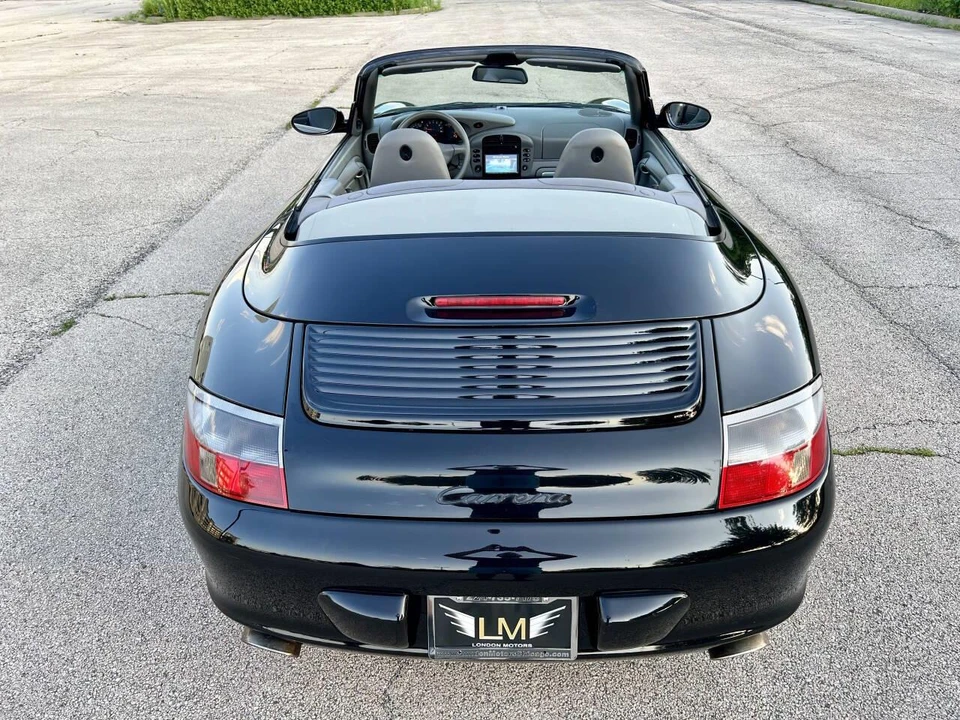 2003 Porsche 996 Carrera - Image 27 of 31
