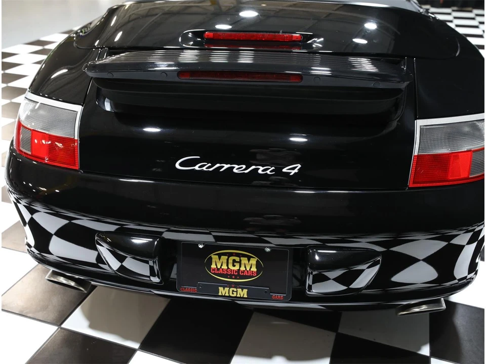 2003 Porsche 996 Carrera - Image 27 of 31