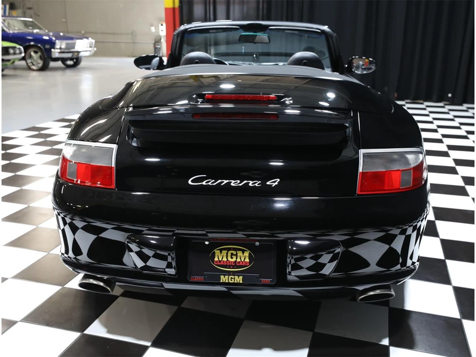 2003 Porsche 996 Carrera - Image 28 of 31