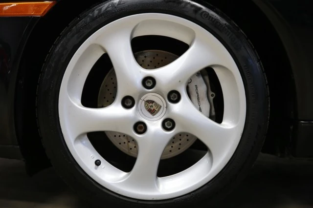 2003 Porsche 911 - Image 15 of 24