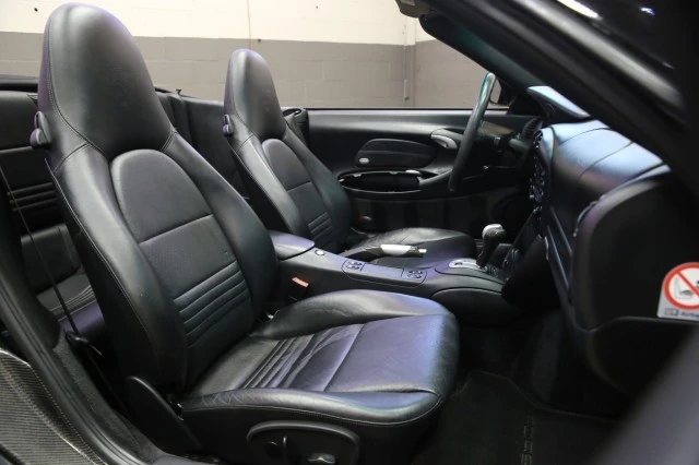 2003 Porsche 911 - Image 14 of 24
