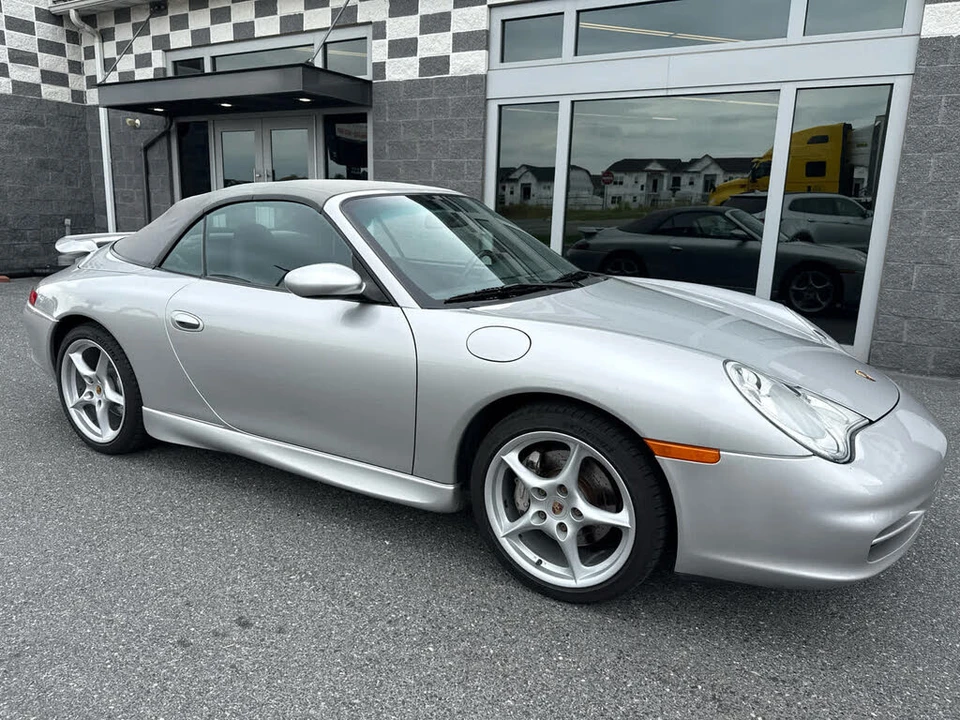 2003 Porsche 996 Carrera - Image 24 of 31