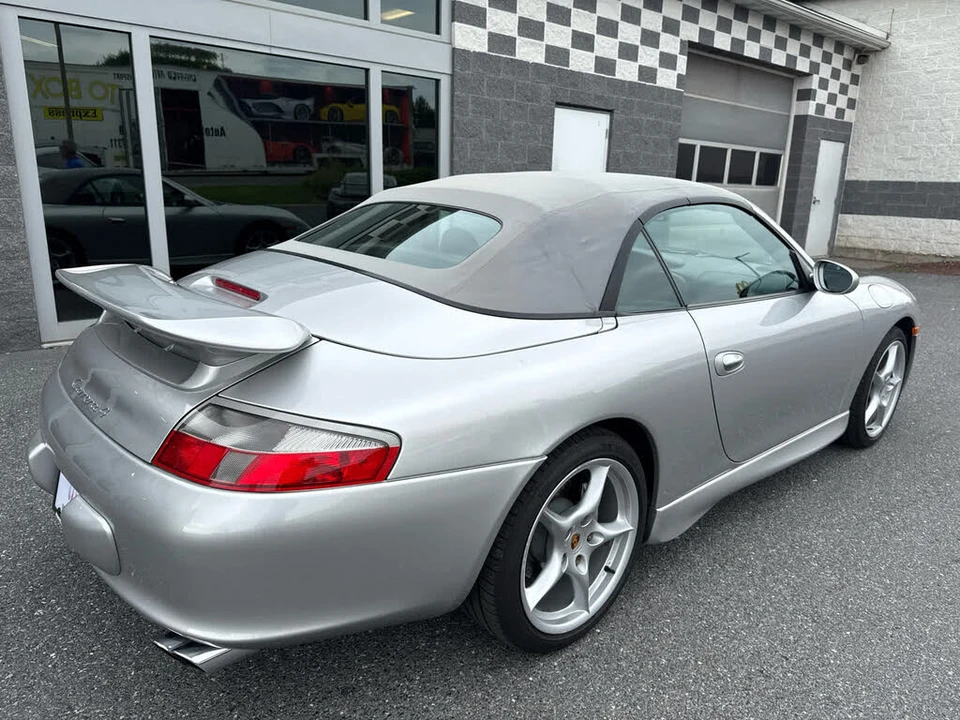2003 Porsche 996 Carrera - Image 26 of 31