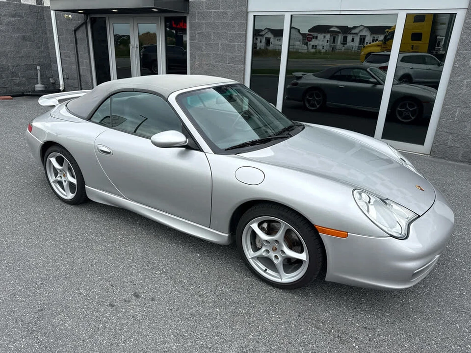 2003 Porsche 996 Carrera - Image 25 of 31