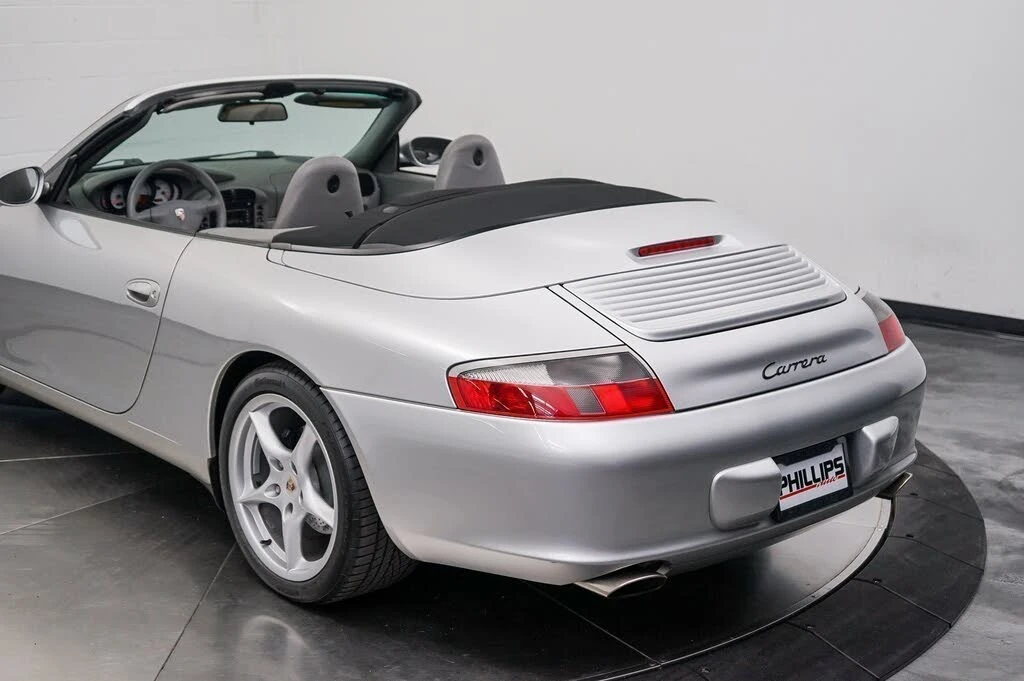 2003 Porsche 996 Carrera - Image 18 of 31
