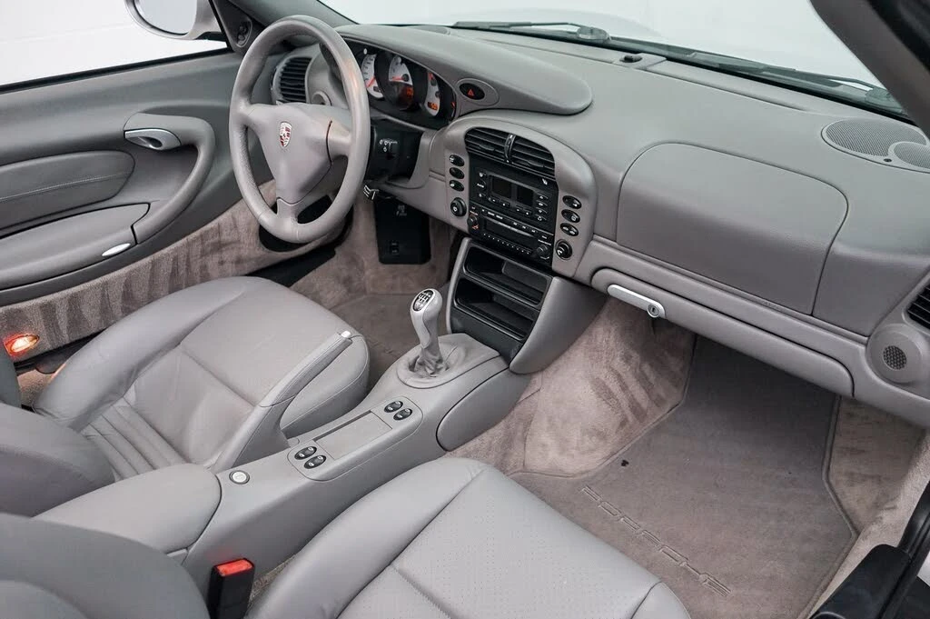 2003 Porsche 996 Carrera - Image 26 of 31