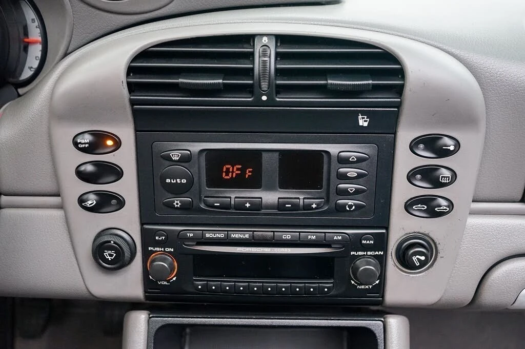 2003 Porsche 996 Carrera - Image 27 of 31