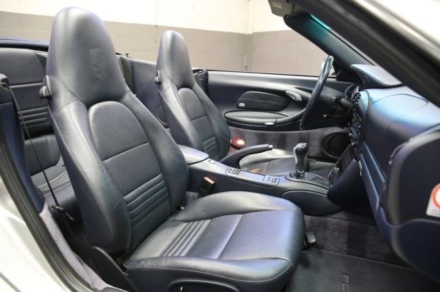 2003 Porsche 996 Carrera - Image 13 of 21