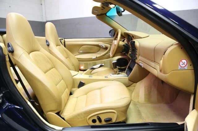 2003 Porsche 996 Carrera - Image 25 of 31