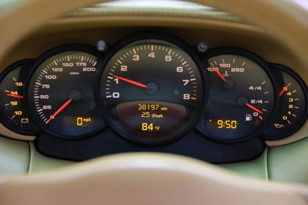 2003 Porsche 996 Carrera - Image 31 of 31