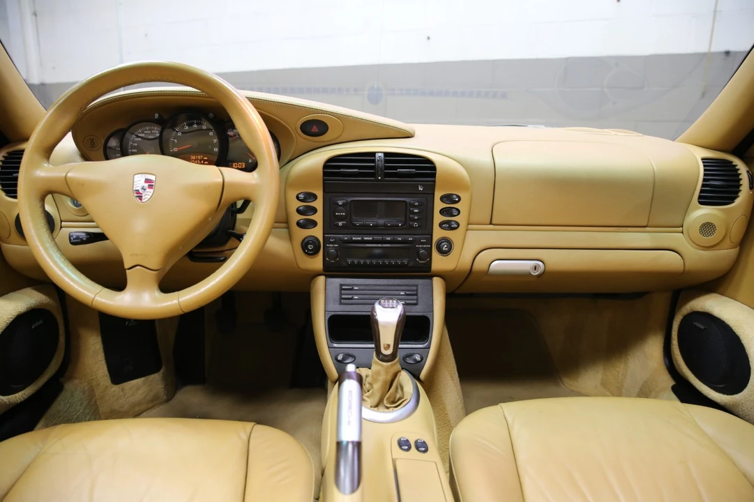 2003 Porsche 996 Carrera - Image 10 of 31