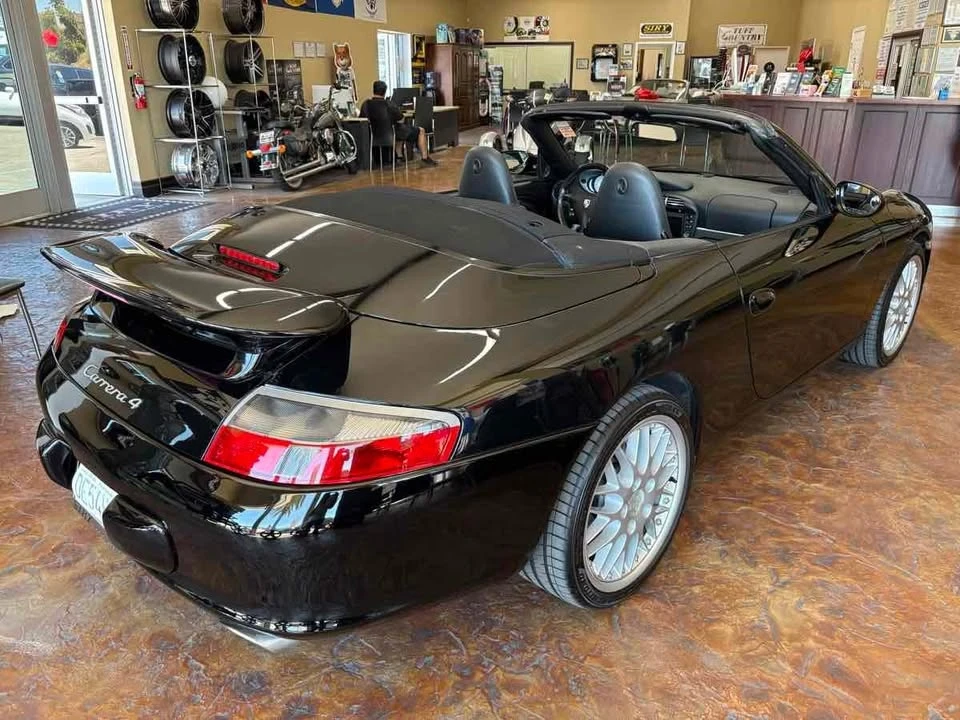 2003 Porsche 996 Carrera 4 - Image 5 of 12