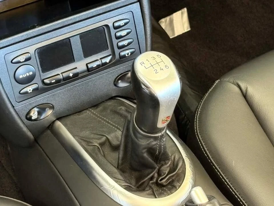 2003 Porsche 996 Carrera 4 - Image 10 of 12