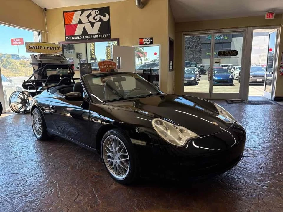 2003 Porsche 996 Carrera 4 - Image 6 of 12