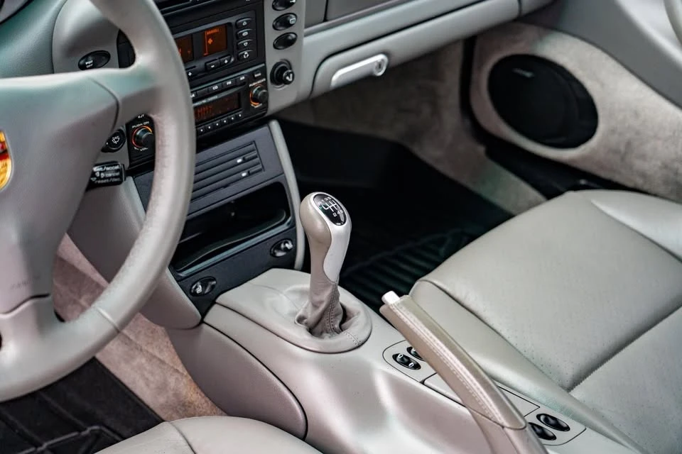 2003 Porsche 996 Carrera - Image 19 of 20