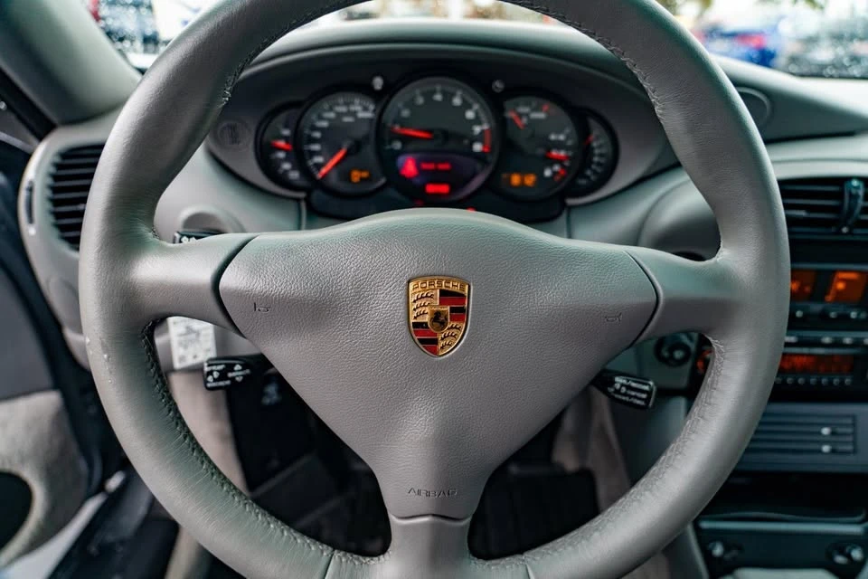 2003 Porsche 996 Carrera - Image 20 of 20