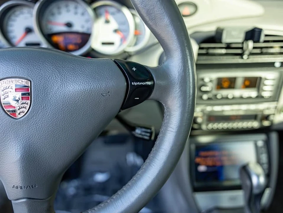 2003 Porsche 996 Carrera - Image 11 of 19