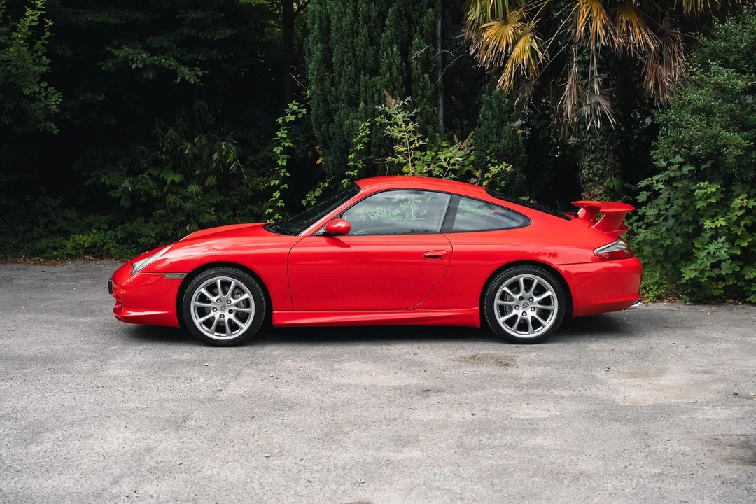 2003 Porsche 996 Carrera 4 - Image 11 of 30