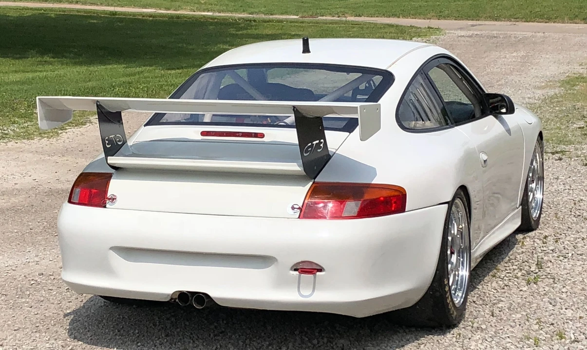 2003 Porsche 996 GT3 - Image 9 of 27