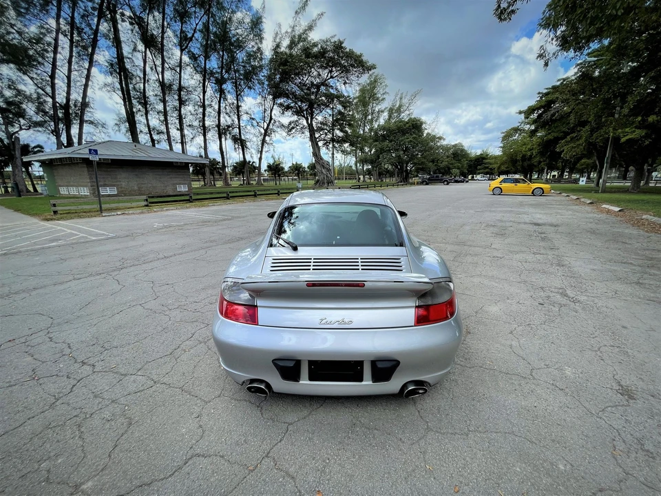 2003 Porsche 996 Turbo - Image 12 of 28