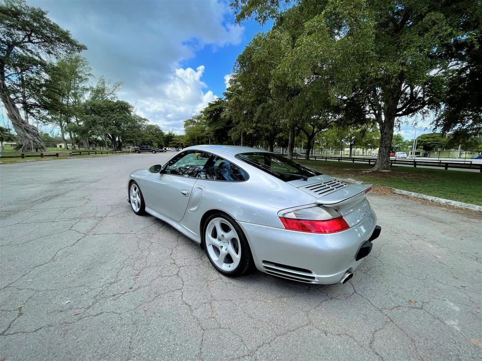 2003 Porsche 996 Turbo - Image 13 of 28