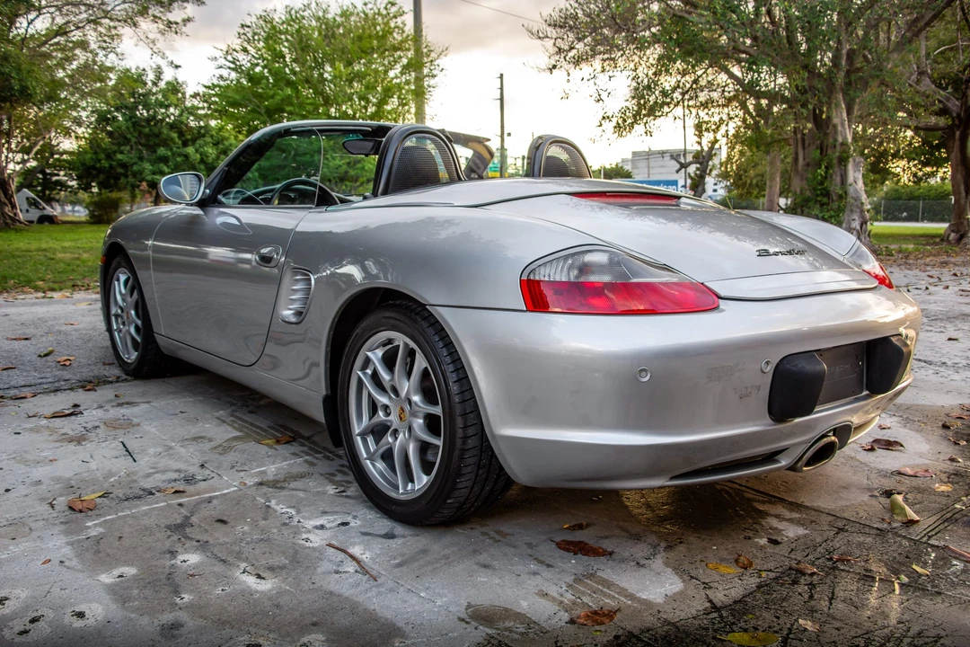 2003 Porsche 986 Boxster - Image 16 of 31