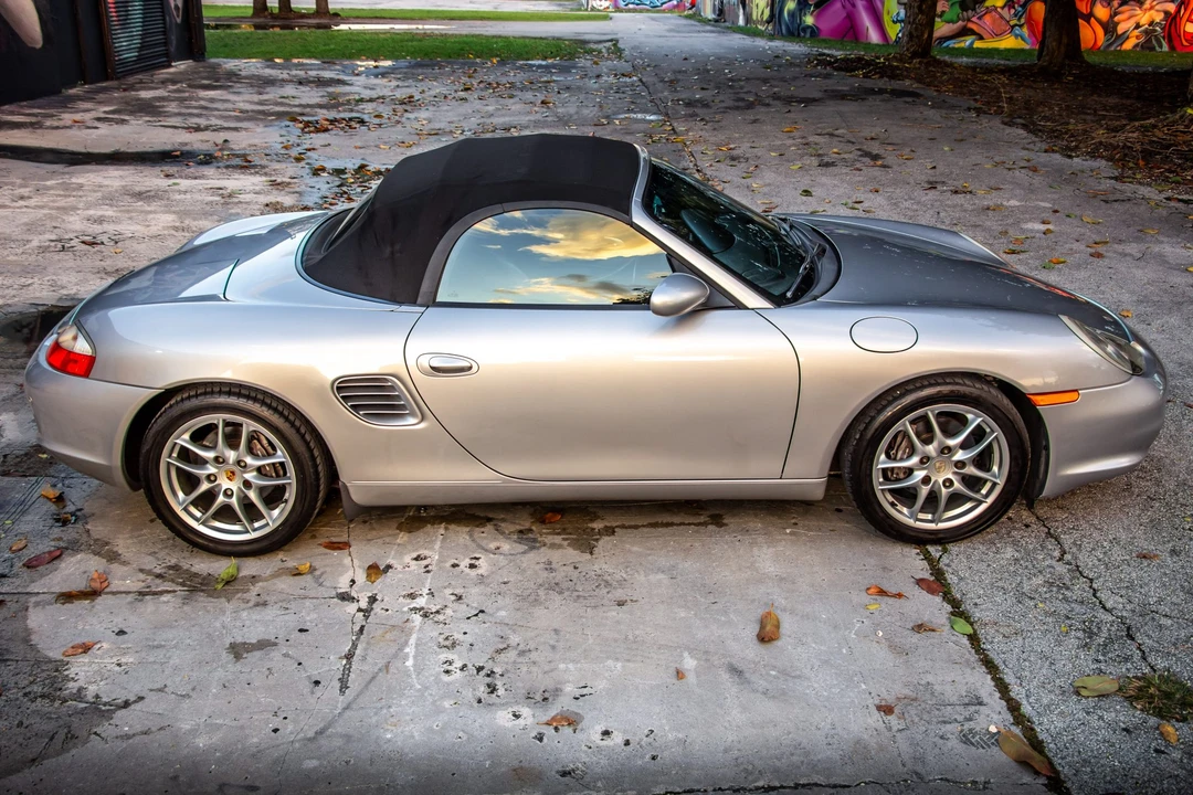 2003 Porsche 986 Boxster - Image 28 of 31