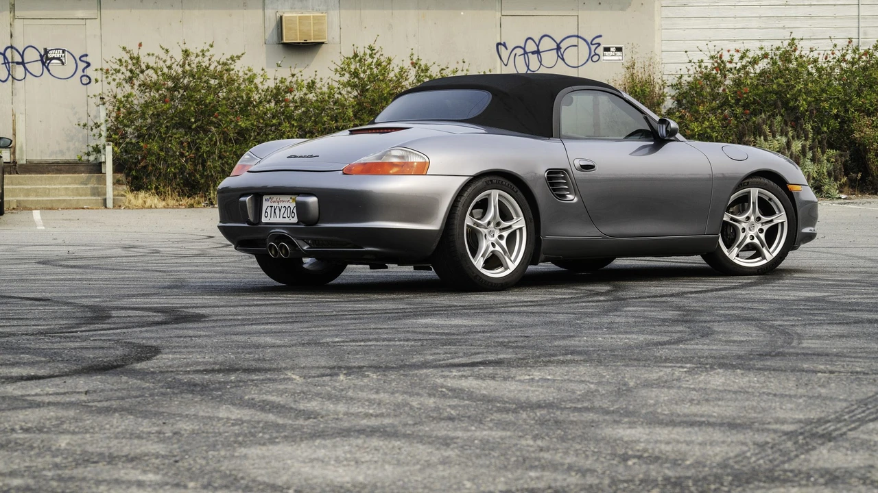 2003 Porsche 986 Boxster - Image 27 of 31