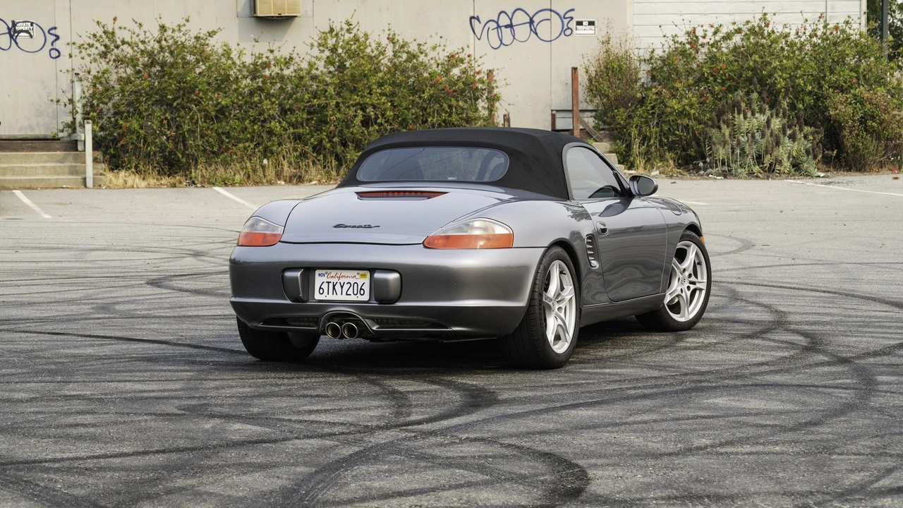 2003 Porsche 986 Boxster - Image 17 of 31