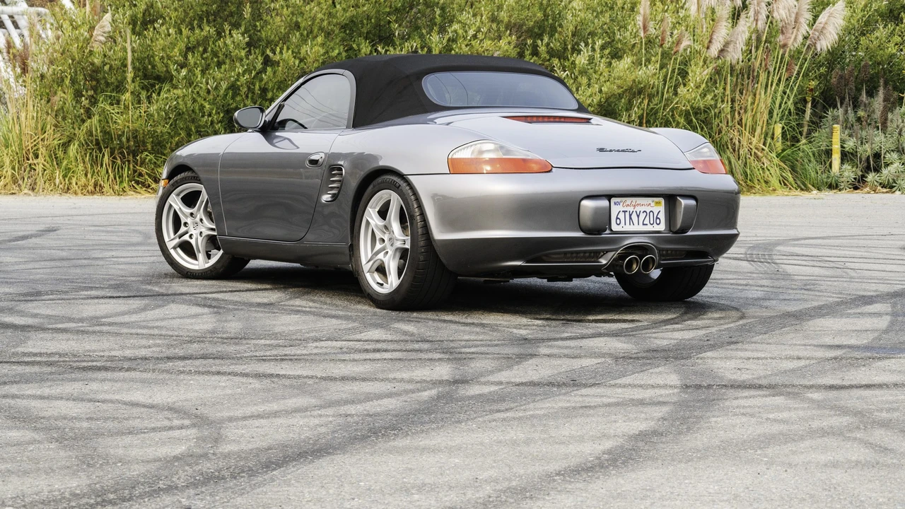 2003 Porsche 986 Boxster - Image 13 of 31