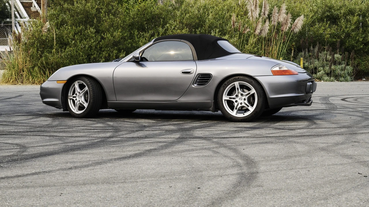2003 Porsche 986 Boxster - Image 11 of 31
