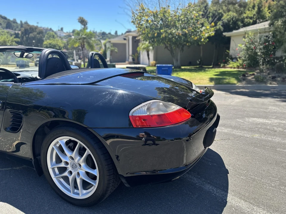 2003 Porsche 986 Boxster - Image 28 of 31
