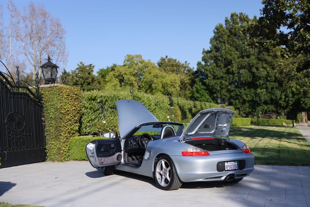 2003 Porsche 986 Boxster - Image 10 of 31