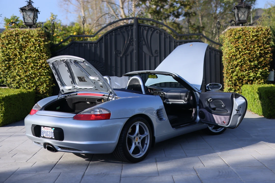2003 Porsche 986 Boxster - Image 9 of 31