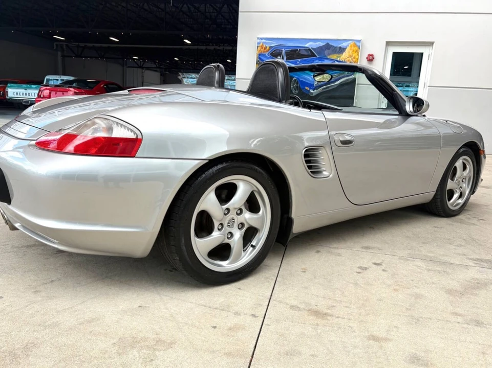 2003 Porsche 986 Boxster - Image 16 of 31
